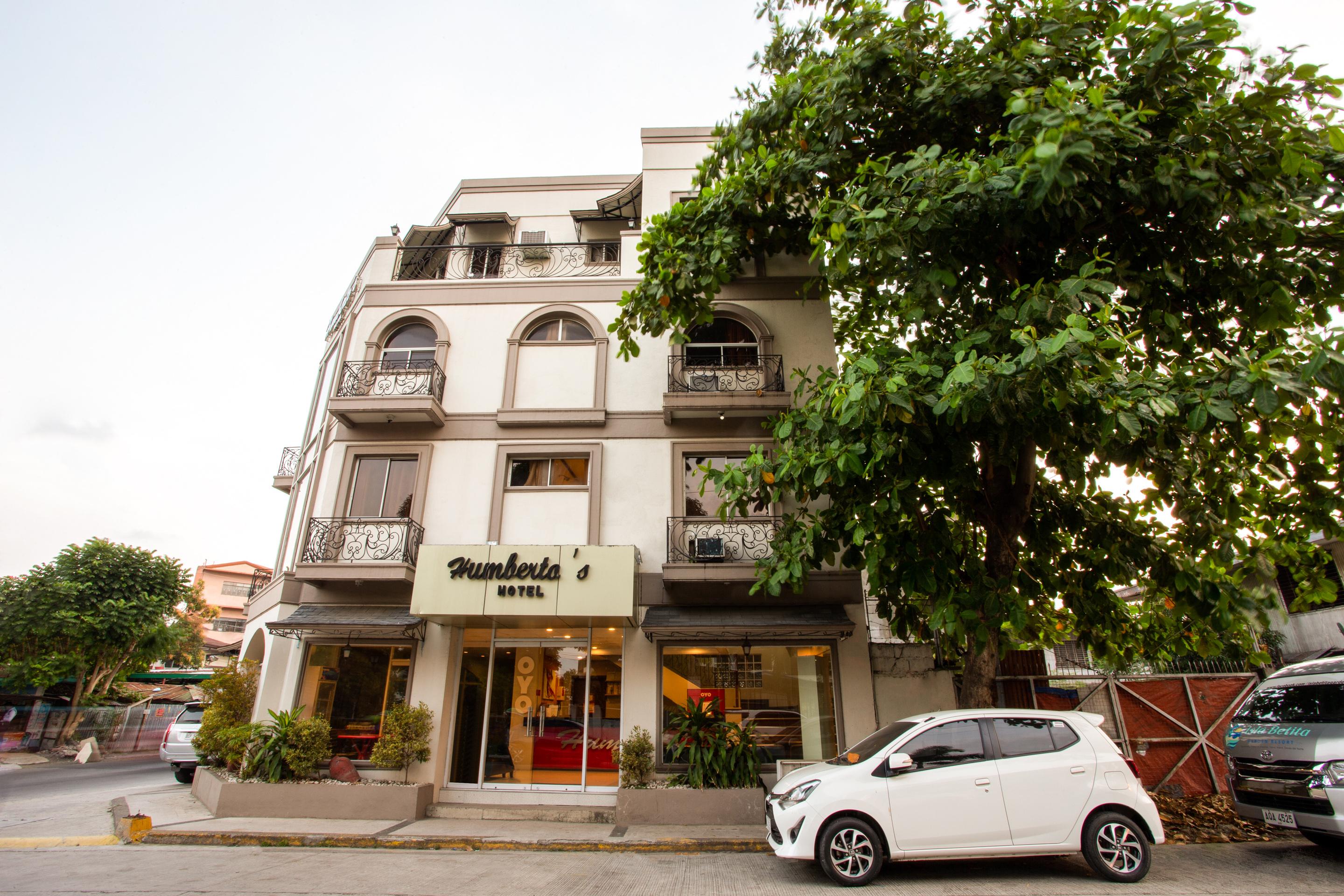 Oyo 414 Humberto'S Hotel Davao City Exteriör bild